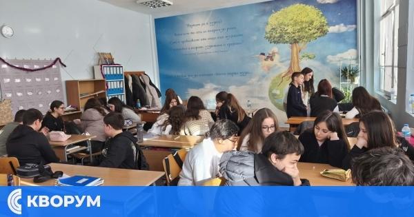 Ученици от 7 "б" клас в Силистра говориха за интернет и гейминг зависимости
