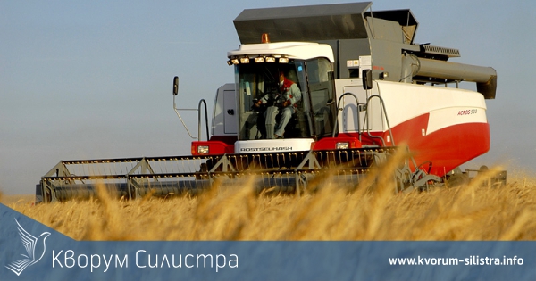 Огнеборците предприемат мерки за осигуряване на пожарната безопасност по време на жътвената кампания