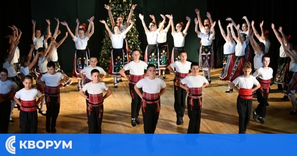 Самодейци от Тутракан с празничен концерт "Рождество" преди Коледа