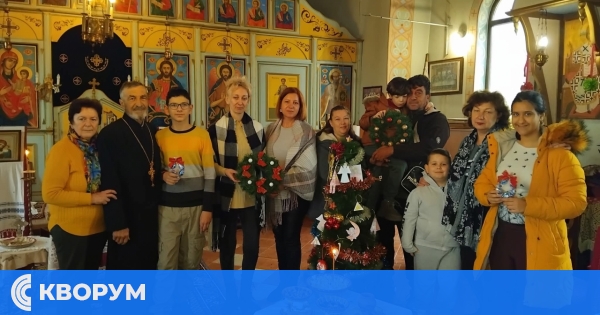 Коледна инициатива: ученици и родители от Тутракан с празнично посещение в храм
