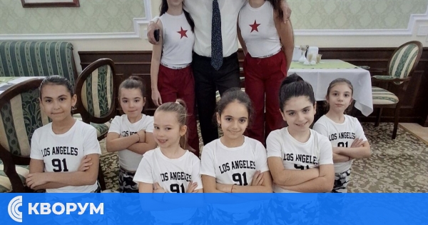 Д-р Недко Белев отпразнува 80-ия си рожден ден с талантите на Dance Station