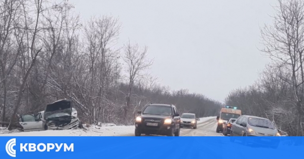 Пътна обстановка в Силистренско: Тежка катастрофа с пострадали край Цар Асен, машини обработват настилките
