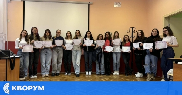 Ученически дебат "За или против патриотизма" се проведе в ПГСУАУ "Атанас Буров" – Силистра