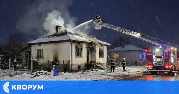 Пожар в село Яребица: Самозапалил се комин нанесе щети, но къщата е спасена