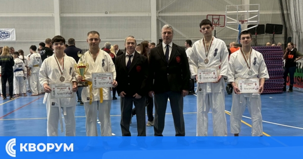 Силистренски каратеки с медали от "Купа Божилов" във Варна