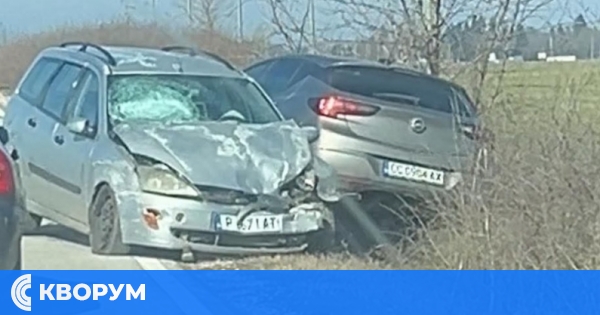 Катастрофа с русенски и силистренски автомобил преди село Зафирово
