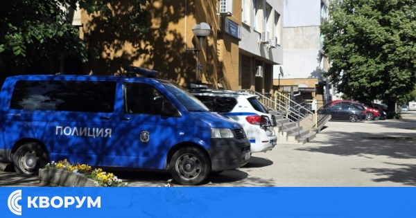 Намерени пари край МБАЛ – полицията търси собственика