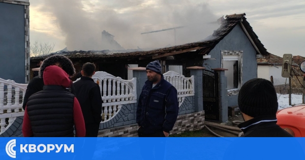 Пожар изпепели пристройка в село Средище, има пострадала възрастна жена