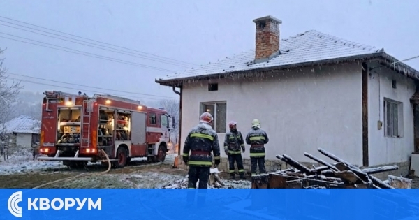 Пожарникари от Кайнарджа спасиха дом в село Средище след пламъци от комин