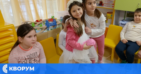 Добротата като игра: ДГ "Добруджа" отбеляза Деня на розовата фланелка