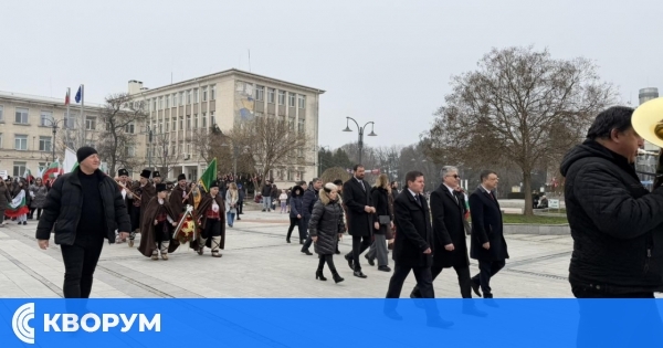 Силистра отбеляза тържествено 3 март с молебен, шествие и празничен концерт