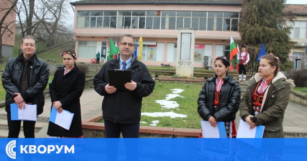 Ситово отбеляза 3 март с поклон пред героите на свободата