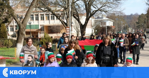 Алфатар отбеляза 148 години от Освобождението на България с почит към героите