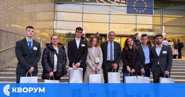 Ученици от Силистра посетиха Европейския парламент в Брюксел
