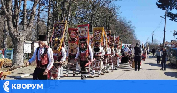 Добруджански кукерски събор събра маскарадни групи в село Варненци