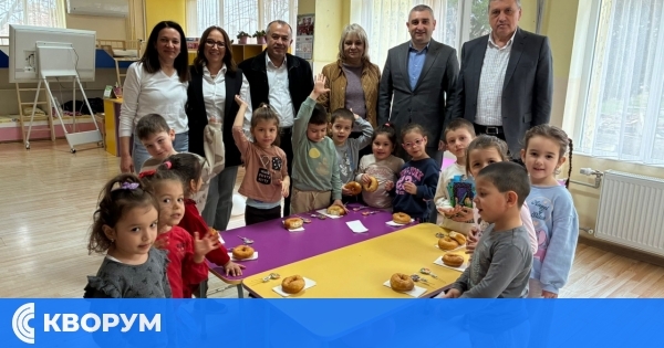 Мекици и усмивки за децата в Дулово в навечерието на Рамазан Байрам