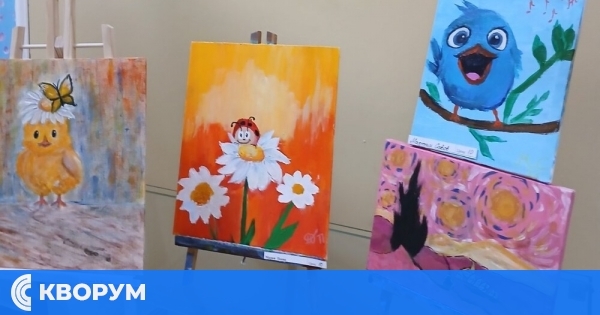 С аромат на пролет" – изложба-базар на талантливи деца събра десетки творби в Силистра