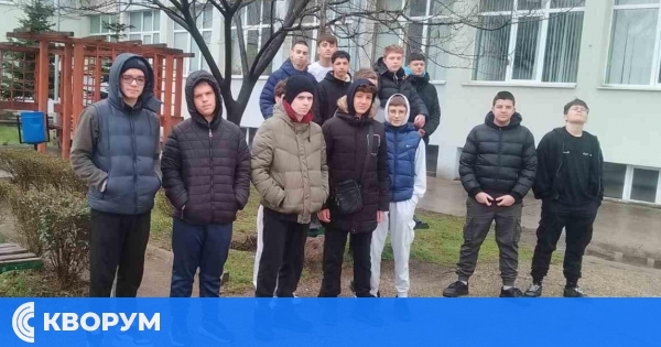 Ученици от ПГМТ "Вл. Комаров" – Силистра обсъдиха "Часът на Земята"