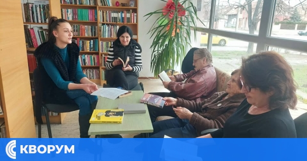 Смехът събра читатели в библиотеката в Силистра преди Деня на шегата