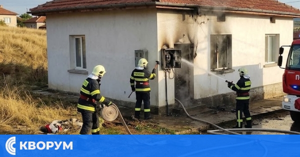 Огнеборци от Дулово спасиха къща от пожар в село Черковна