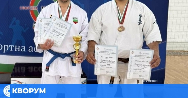 Двама полицаи от Силистра сред най-добрите в страната по карате