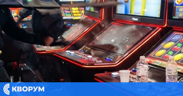 Мъж потроши игрална зала в Дулово и повреди автомати и камери