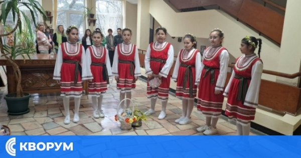 Лазарки донесоха пролетно настроение в Община Кайнарджа