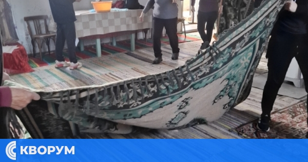 Доброволци освежиха храма в село Попина преди празника