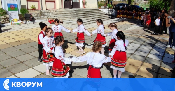 Село Бабук отбелязва Международния ден на ромите с концерт