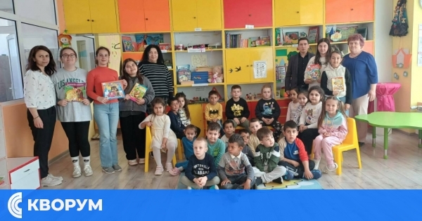 Петокласници от ОУ "Стефан Караджа" – с. Искра четоха приказки на деца от ДГ "Мир"