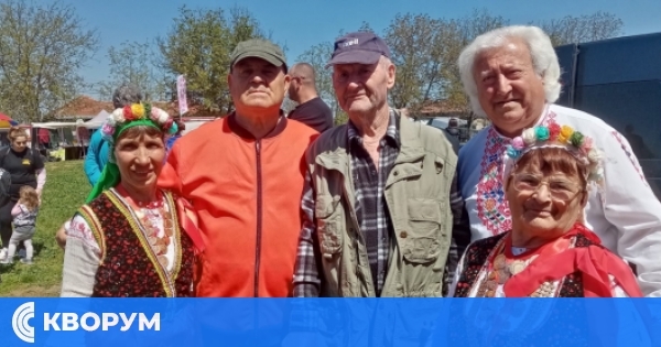 Самодейци от Ветрен представиха Силистренско на празника в Голямо Враново