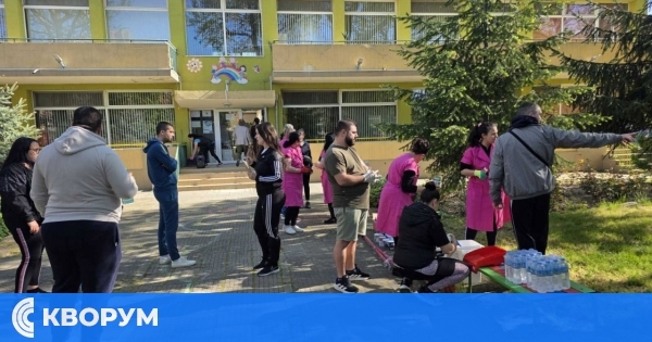 Доброволческа акция преобрази двора на ДГ "Радост" в Силистра