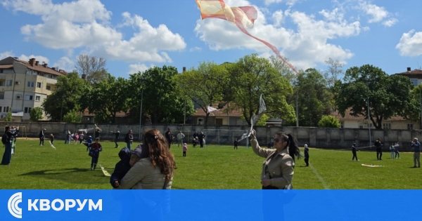 Стотици изпълниха "Стария" стадион за празника на хвърчилата в Силистра