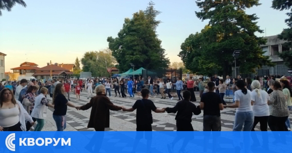 Нова Черна събра жители и гости на традиционния си събор
