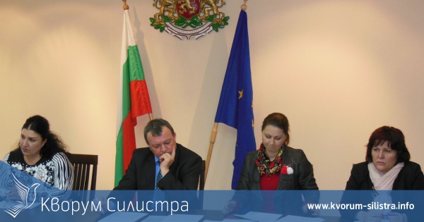 Областният управител на Силистра препоръча на институциите да решат заедно проблема с бездомните кучета в област Силистра