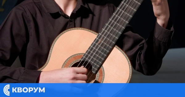 Михаил Илиев завоюва първа награда на PAGANINI GUITAR FESTIVAL, Парма, Италия