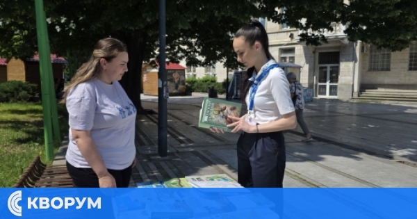 Регионалната библиотека в Силистра създаде лятна читалня "Зелени страници под открито небе"