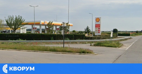Пътна полиция регулира движението след катастрофа край Тутракан