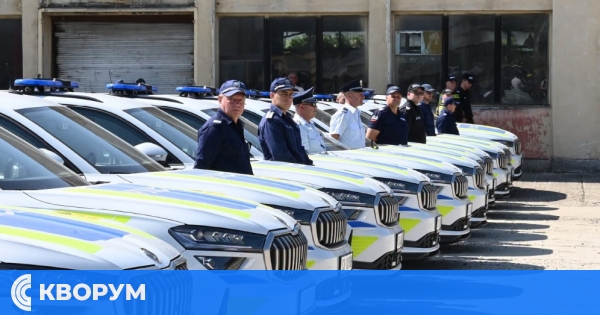 Полицията получи 204 нови автомобила за пътен контрол и работа в малките населени места