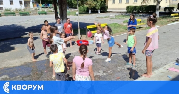 Летни водни игри зарадваха децата в село Сребърна