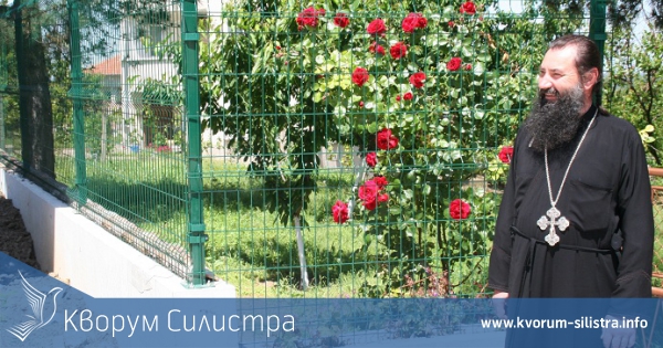 Храмът "Св. Троица" в село Айдемир вече е с нова ограда