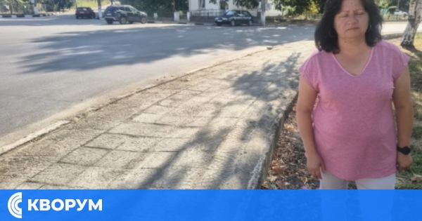 В Добротица чакат окончателното възстановяване на разкопаните тротоари