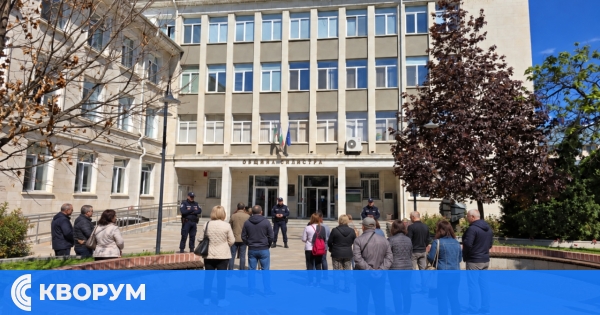 Заплашителен имейл затвори временно сградата на Община Силистра
