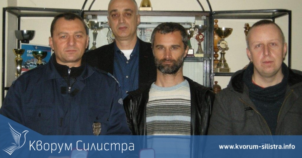 Директорът на ОДМВР-Силистра награди най-добрите полицаи за 2015 година