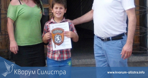 9-годишния Дамян намери и върна портфейл с 2000 лева