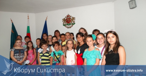 Силистренският детски общински съвет гласува за ледена пързалка