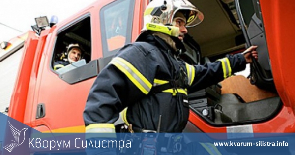 Пожарникари спасиха къща в Тутракан