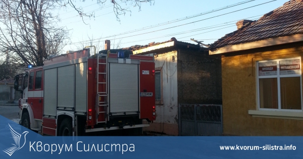 Продължават дежурствата на пожарникарите до пожара изпепелил 4 къщи в центъра на Силистра