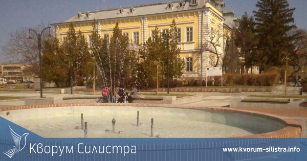 Фонтаните на площад "Свобода" заработиха след края на зимата